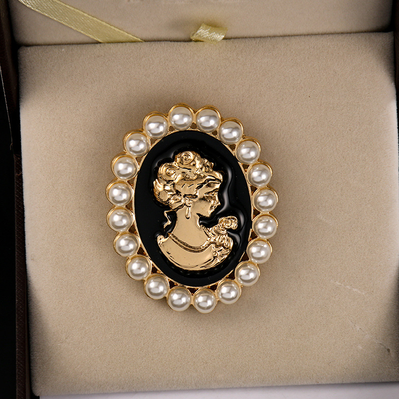 Victorian Style Pearls Cameo B - Women'S Victorian Era Accessories ulasan dan harga